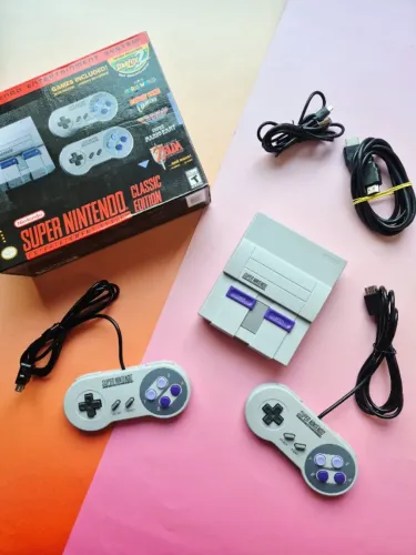 Super Nintendo Classic Edition Mini Completo Lotado de Jogos (SNES Mini) + 2 Controles  