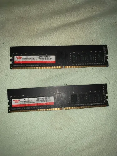 vendo 2 pentes de 4 gb ddr4 funcionando perfeitamente