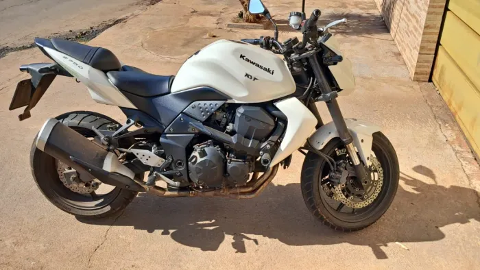 Vendo kawasaki z750