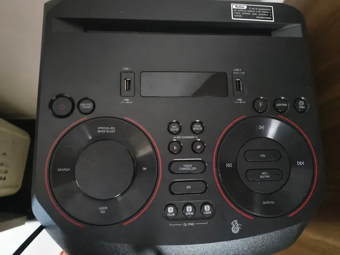 Vende-se Caixa de Som XBOOM