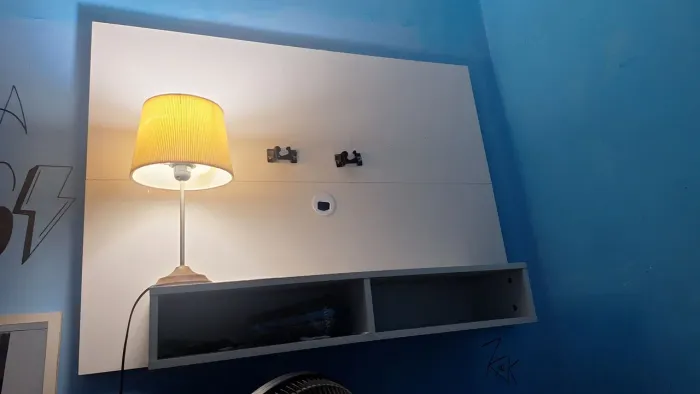Painel para TV semi-novo