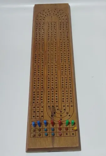 Tabuleiro de Cribbage de madeira maciça 38x10x2cm