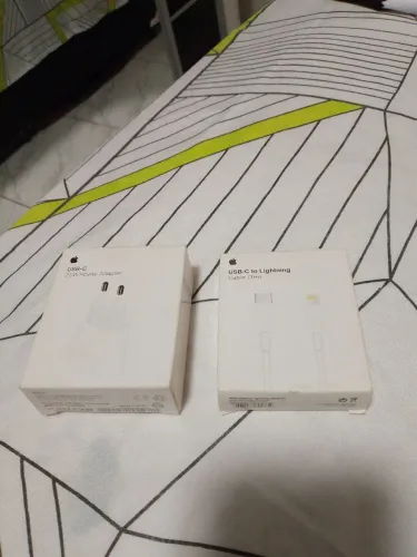 Carregador de iPhone