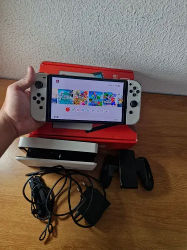 Nintendo switch oled desbloqueado muito novo