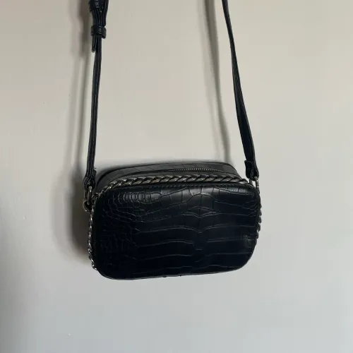 Bolsa tiracolo preta