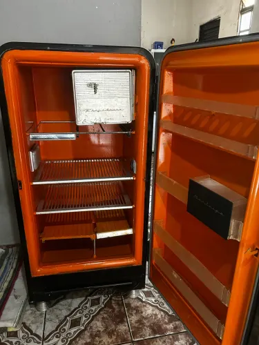 Geladeira Vintage Frigidaire