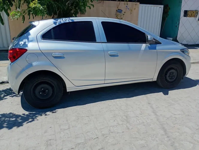 Chevrolet Onix Hatch LT 1.0 8V Flex Mec. 4P 2018