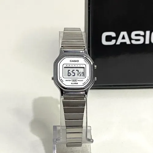 Relógio casio mini vintage novo 