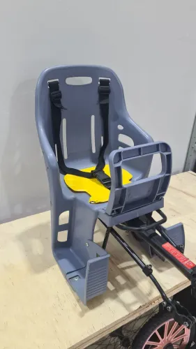 Cadeirinha com bagageiro para bicicleta