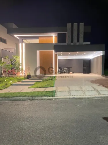 Casa em Condomínio no Mont Blanc, Sorocaba-SP: 3 Quartos, 3 Suítes, 3 Salas, 2 Banheiros,