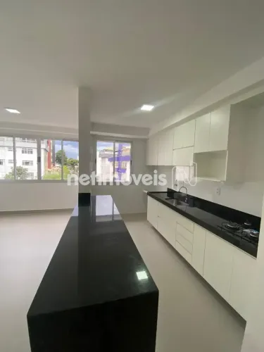 Apartamento 02 quartos e duas suítes no melhor ponto do Bairro Silveira!