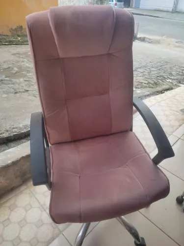 Maca e cadeira pra Studio