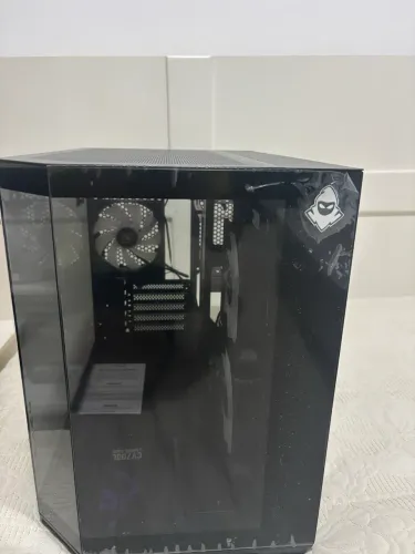 Gabinete gamer Mancer cv700L