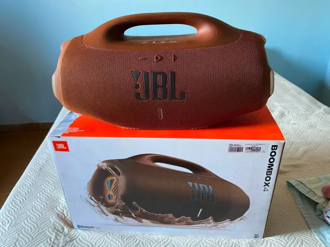 Bombox Seminova