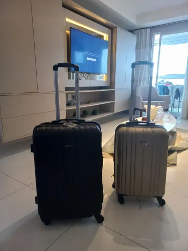 2 malas de viajem pra vender rápido 