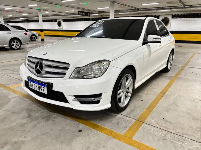 Mercedes-Benz C-180 CGI Sport 1.6 TB 16V 156cv Aut. 2014
