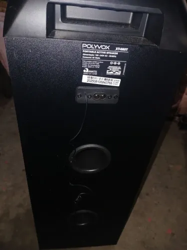 Estou vendendo essa caixa de som 800wts
