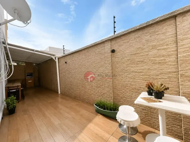 Apartamento com Área Privativa em "L" 02 quartos 1 vaga no bairro Castelo