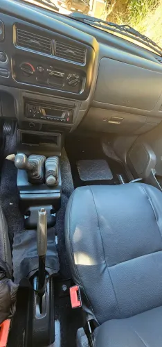 Mitsubishi L200 GL 2.5 4X4 CD Diesel 2011