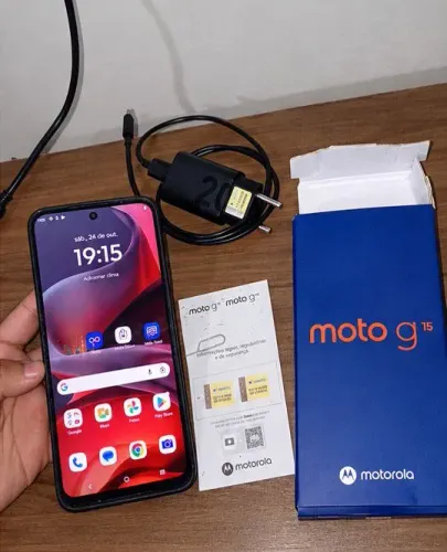 Moto G15 256GB + 4GB RAM + Carregador Original, Caixa e Capinha