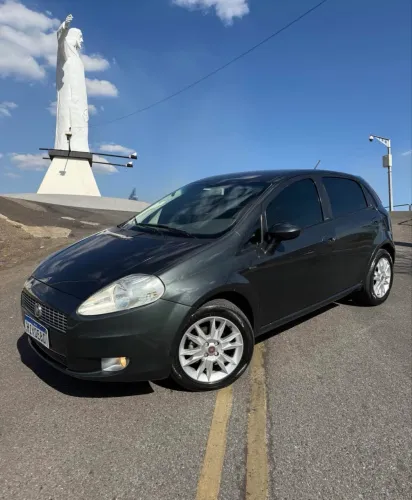 Fiat Punto Essence 1.6 Flex 16V 5P 2011