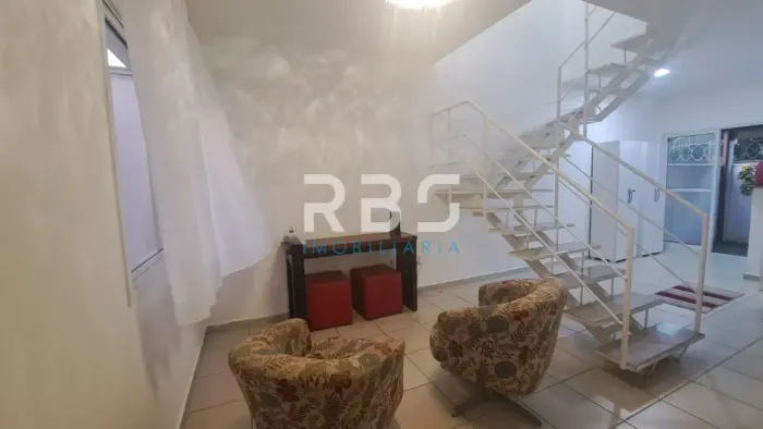 Casa duplex com 2 quartos, 3 suítes, 2 vagas OPORTUNIDADE! CASA DUPLEX À VENDA NO