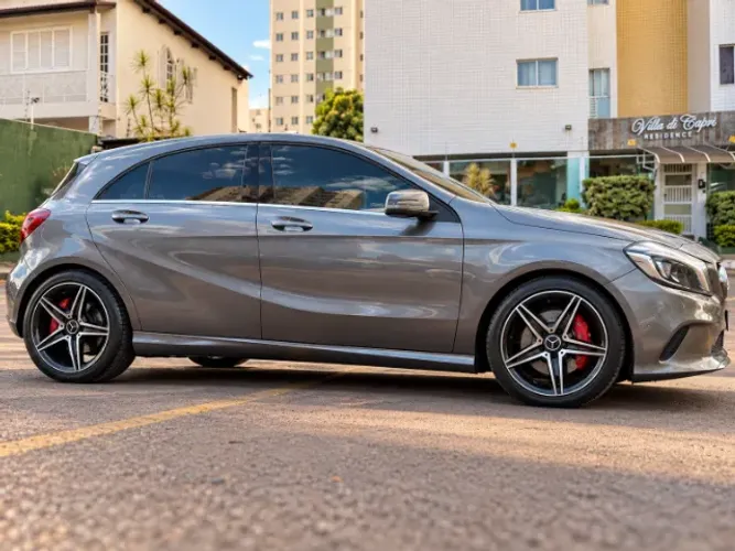 Mercedes-Benz Classe A 200 1.6 TB/flex Aut. 2016