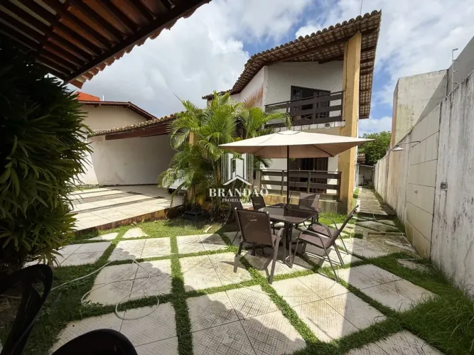 Casa de Alto Padrão no Condomínio Flor da Serra Petrópolis, Maceió