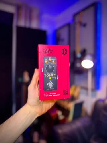 Pedal IK Multimedia Tonex One + Plus (Novo/Lacrado) - Menor Preço do Brasil
