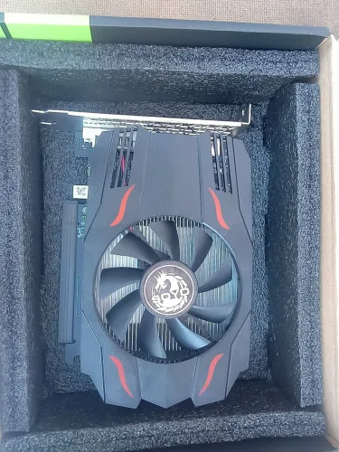 PLACA DE VÍDEO RX550 SOYO 4GB