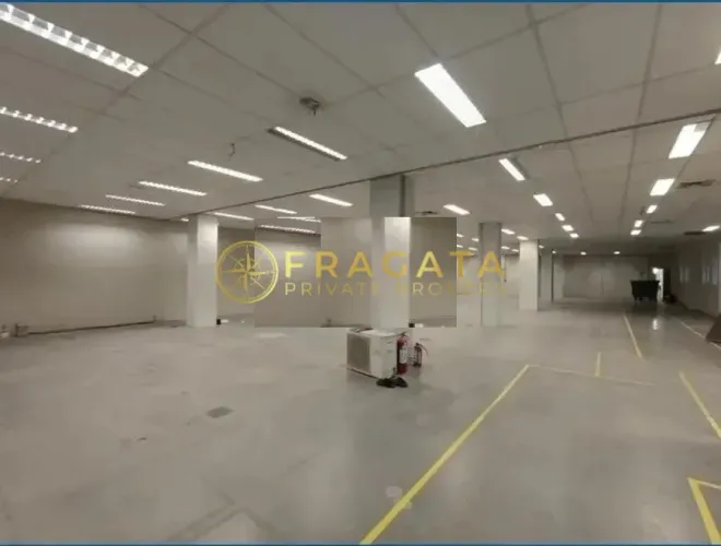 Galpão/ Depósito/ Armazém e 8 banheiros para Alugar, 1586 m² Barra Funda