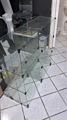 Balcão de vidros