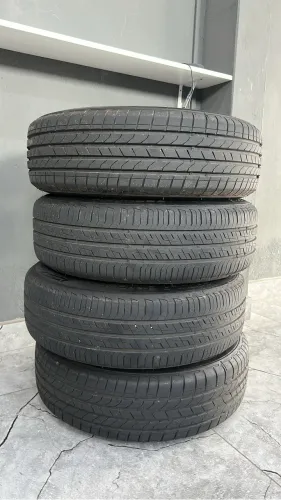 Jogo de rodas aro 15 originais polo tsi 2024 com pneus