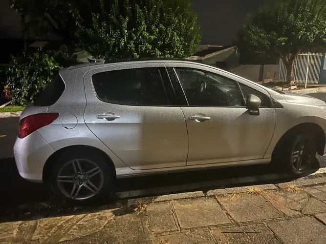 Peugeot 308 Feline/griffe 1.6 Turbo 16V 5P Aut. 2014