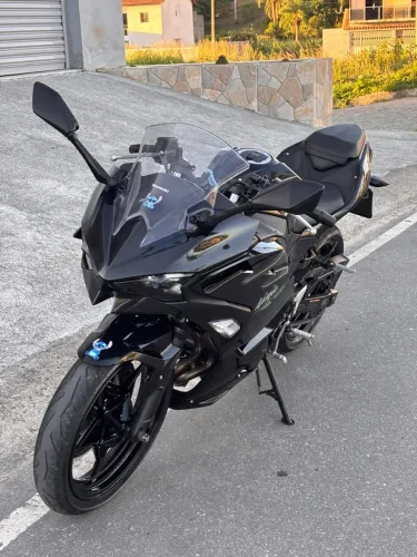 Kawasaki Ninja 500 2025