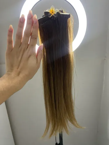 Vende-se mega hair de fita adesiva