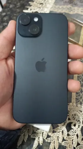 iPhone 15  128GB 3000 reais 