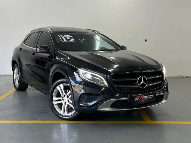 Mercedes-Benz GLA 200 Adv. 1.6/1.6 TB 16V Flex Aut. 2015