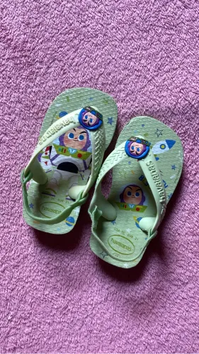 chinelo havaiana toy store