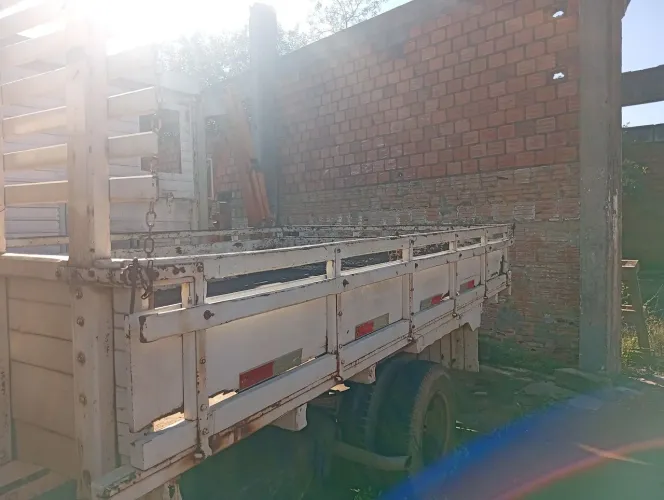 Carroceria caminhão Agrale 3/4
