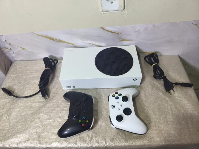 Xbox series s completo/aceito cartão ate 18x