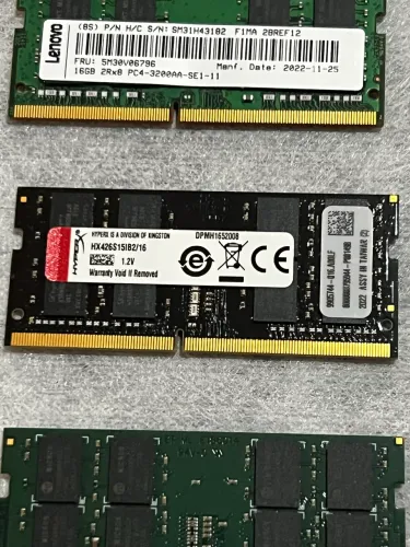 Memória DDR4 de 16gb três pentes.