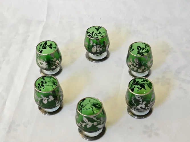 6 COPINHOS DE LICOR DE VIDRO 
