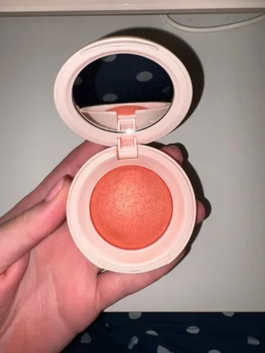 Blush Iluminador em pó Rare Beauty tom JOY