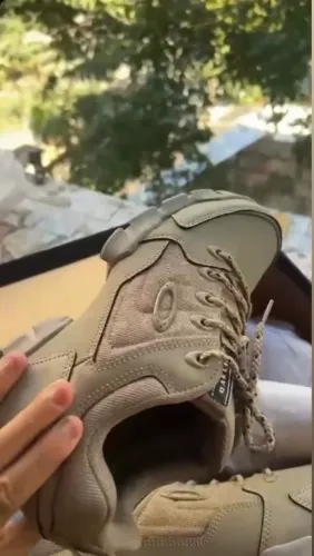 ? Tênis Oakley nunca usado por apenas! Quem tiver interesse, chama no direct. ?
