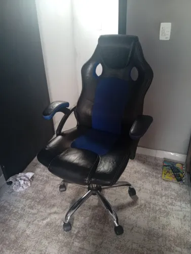 Cadeira (Gamer ou escritório)