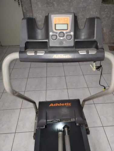 Esteira Érgometrica Athletic Trenee 8 EE