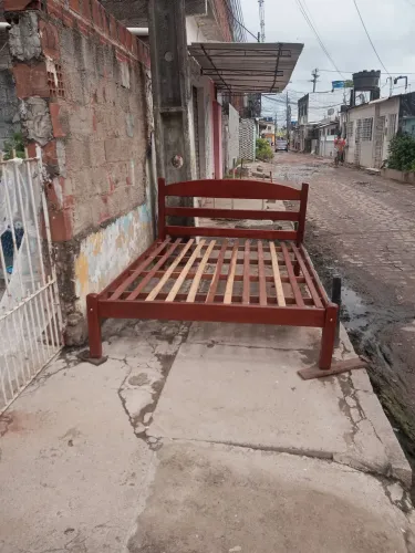 Cama casal madeira