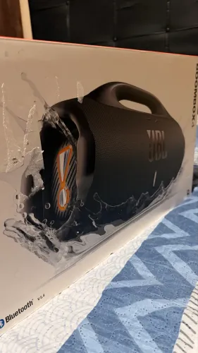 JBL Boombox 4