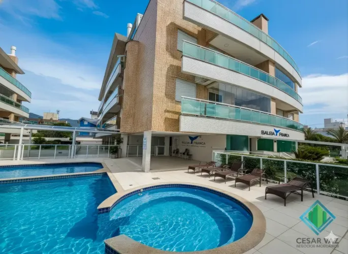 Duplex para venda tem 223 metros quadrados com 4 quartos em Pântano do Sul - Florianópolis